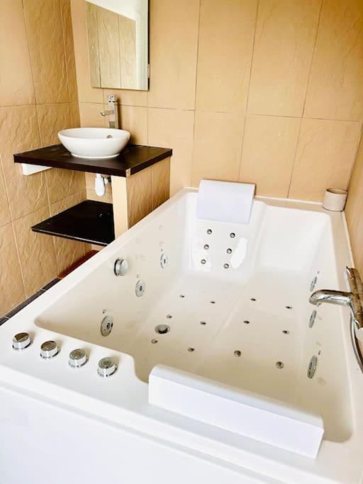 Ecrin Balneo Sauna A Thollon Apartment ภายนอก รูปภาพ